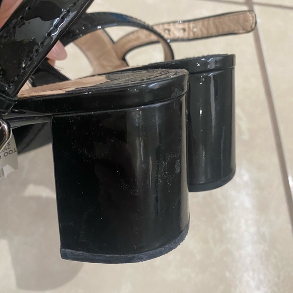 Prada Black Ankle Strap Patent Platform Sandals Size 39 (8.5) - Picture 4 of 12